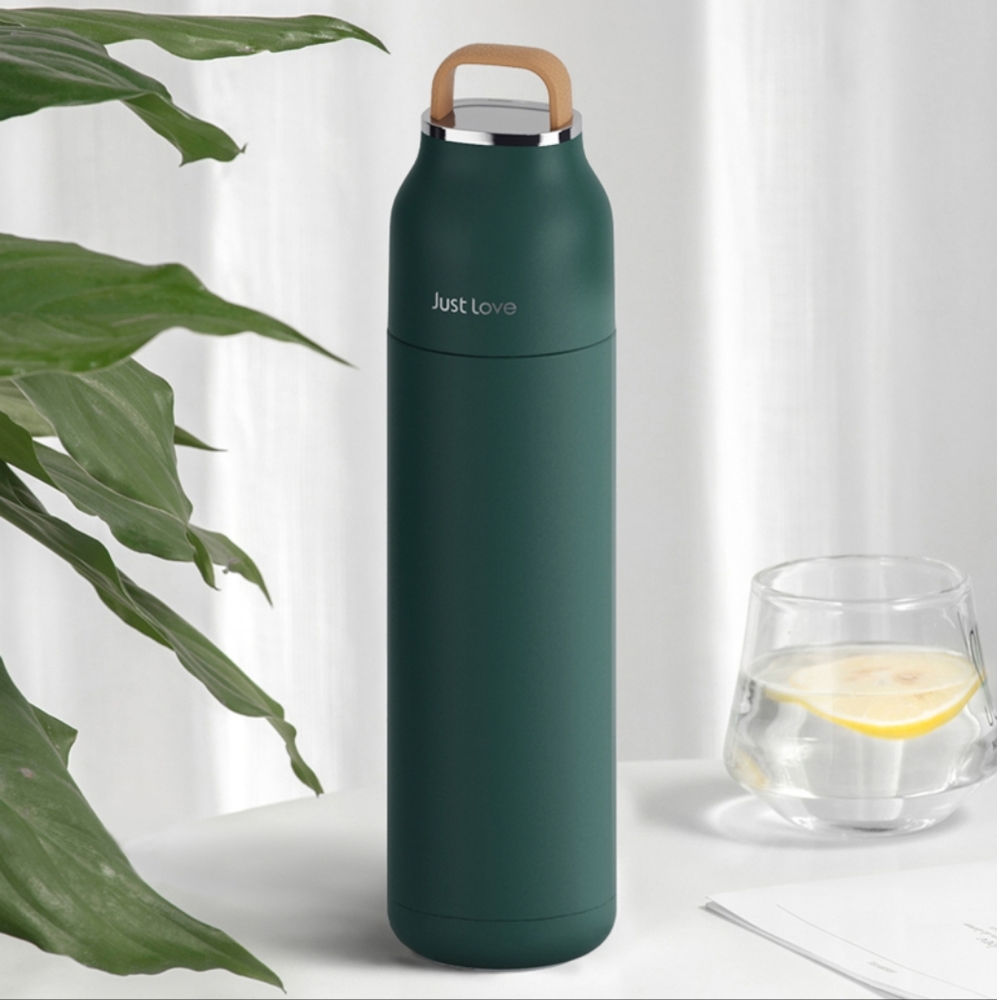 Portable Vaccum Cup Flask New and Unsused